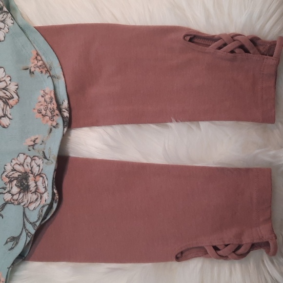 Girls 2 Pc Top/leggings Set - Floral Top:Size 10/12 Leggings: Size 8 - Picture 7 of 12